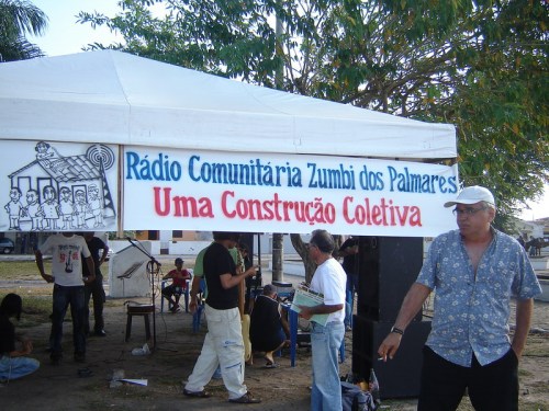 Evento cultural da Rádio Zumbi na praça Orlando Geisel